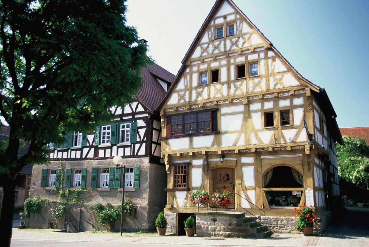 Hotel Restaurant Zum Nachtwaechter Lienzingen Exterior photo
