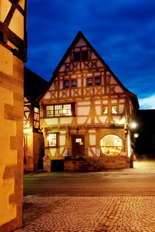 Hotel Restaurant Zum Nachtwaechter Lienzingen Exterior photo